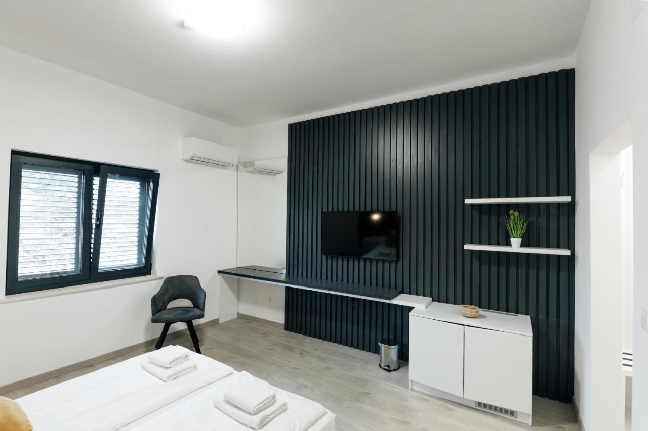 Boutique Suites Joyce Medulin With Free Parking Luaran gambar